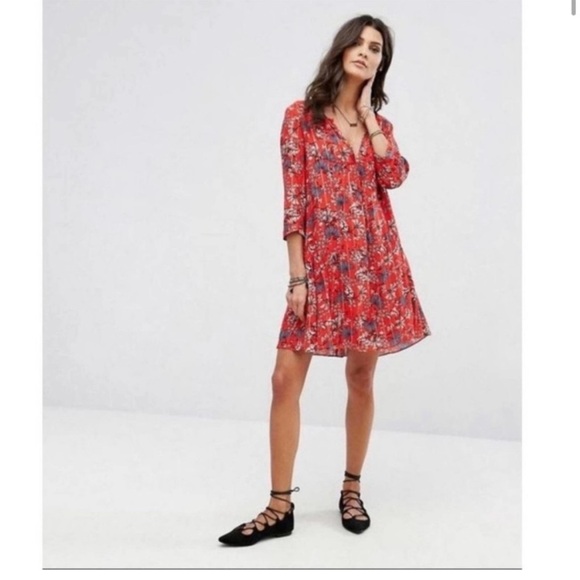 BA&SH Eve Smoked Tunic Dress Red Floral Large - Picture 4 of 8
